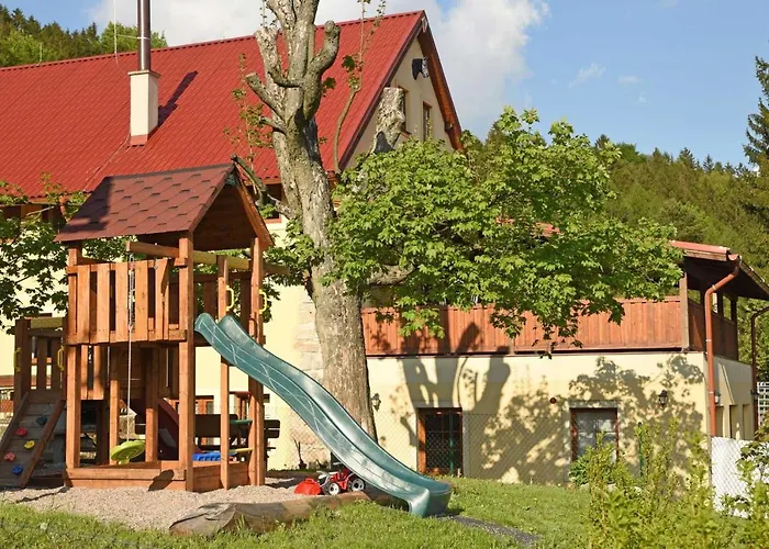 Konukevi Tucek 3*