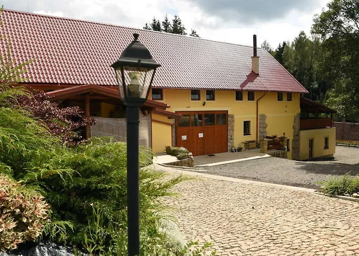 Tucek Konukevi 3*